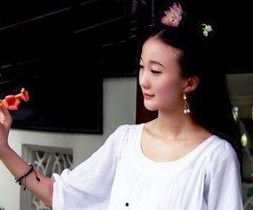 les在线观看x关系,LES在线观看中的情感纠葛与人性探索 第2张 les在线观看x关系,LES在线观看中的情感纠葛与人性探索 第2张